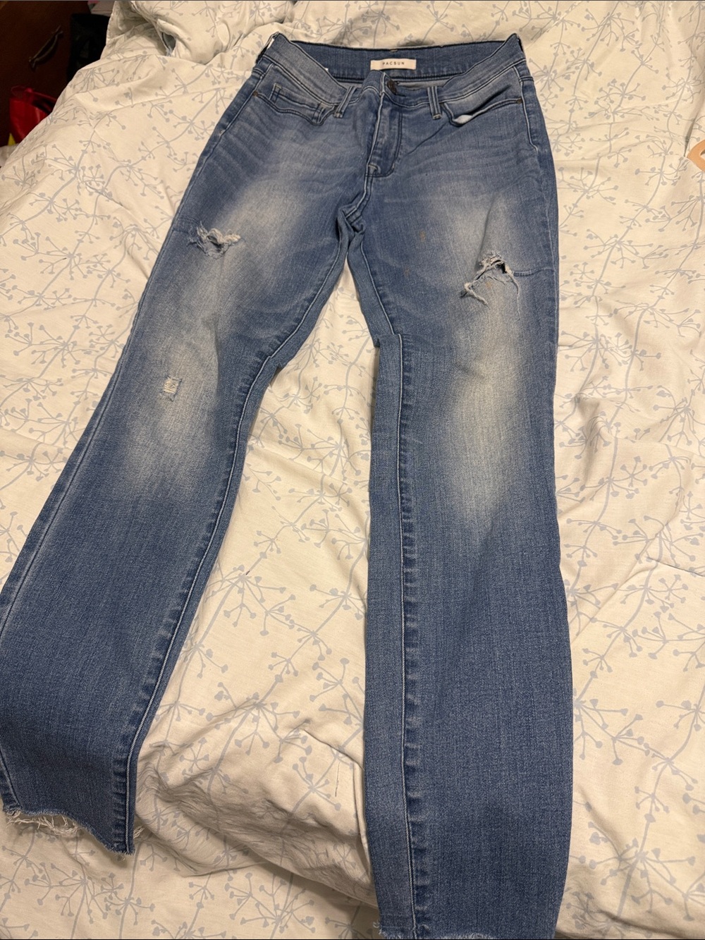 PacSun Women's Straight Leg Distressed Light Blue Jeans